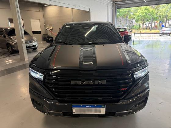 RAM RAMPAGE 2.0 HURRICANE 4 TURBO GASOLINA R/T 4X4 AUTOMÁTICO